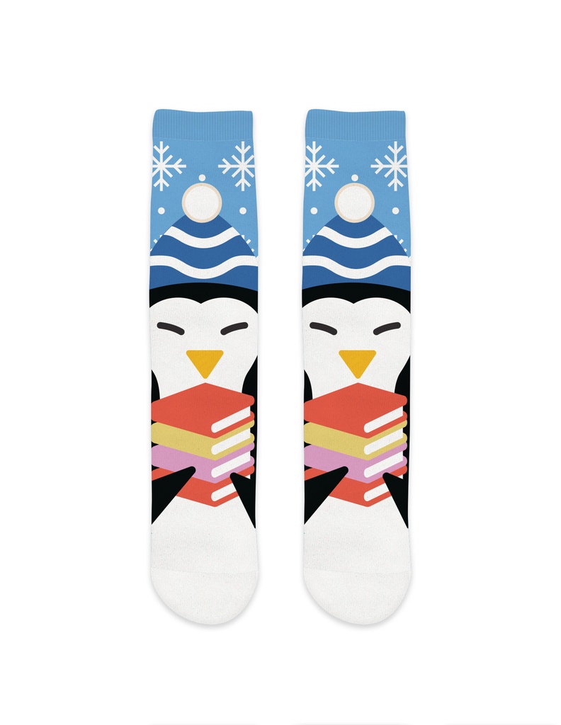 PENGUIN READS COZY SOCKS LARGE