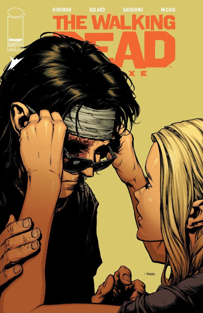 WALKING DEAD DELUXE 137 CVR A DAVID FINCH & DAVE MCCAIG